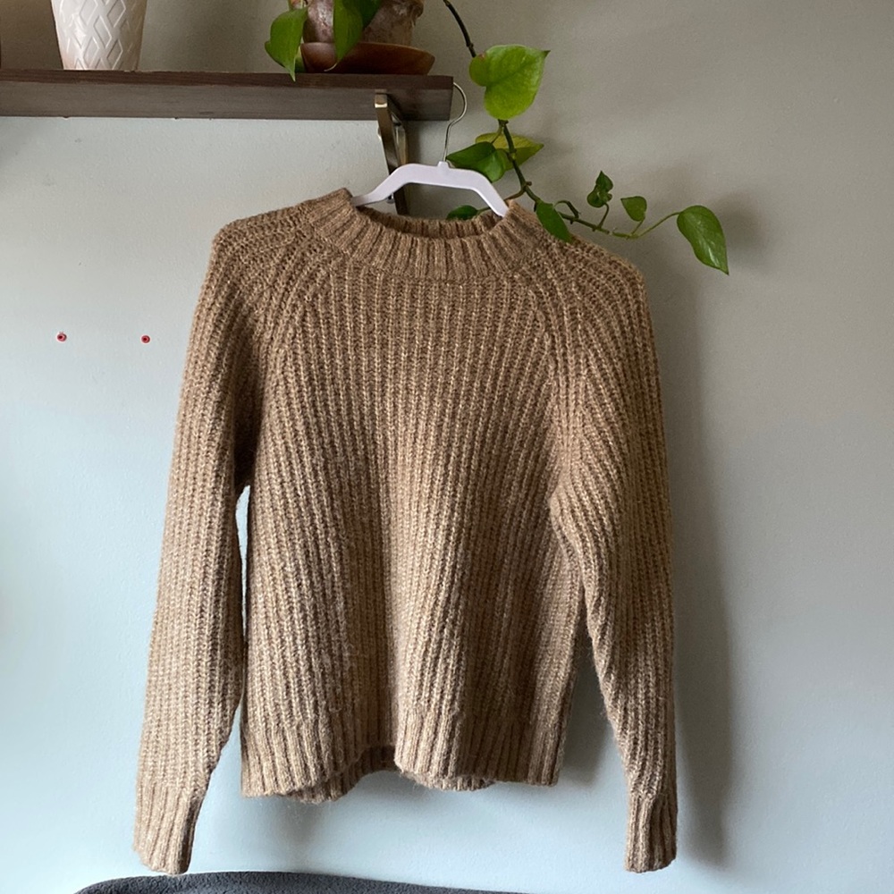 Uniqlo XS Tan Sweater.